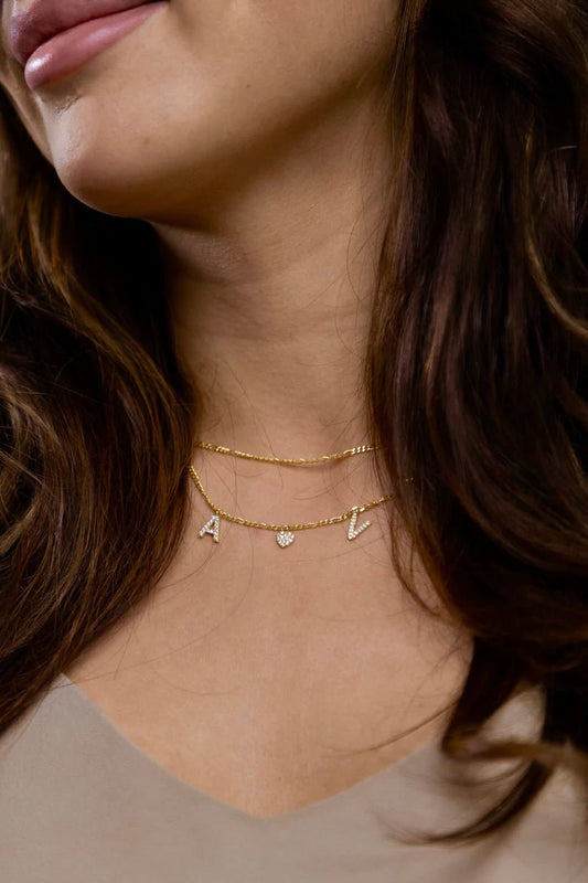 Halskette mit Initialien und Herz