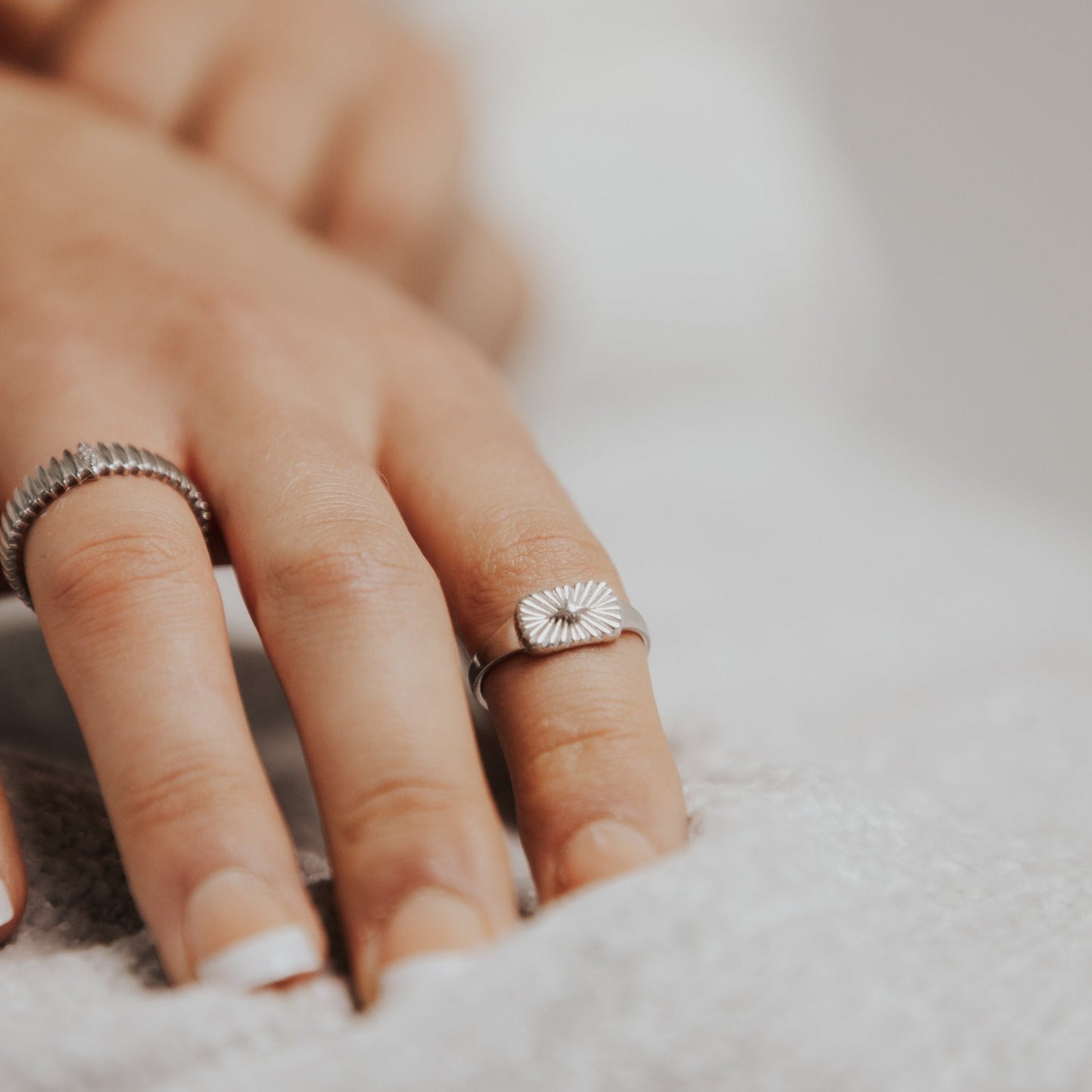 "Compass" Ring - ONYA